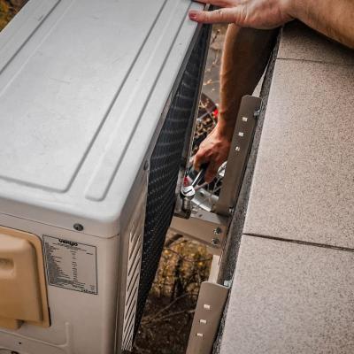 Fixare Unitate Exterioara Pe Suporti